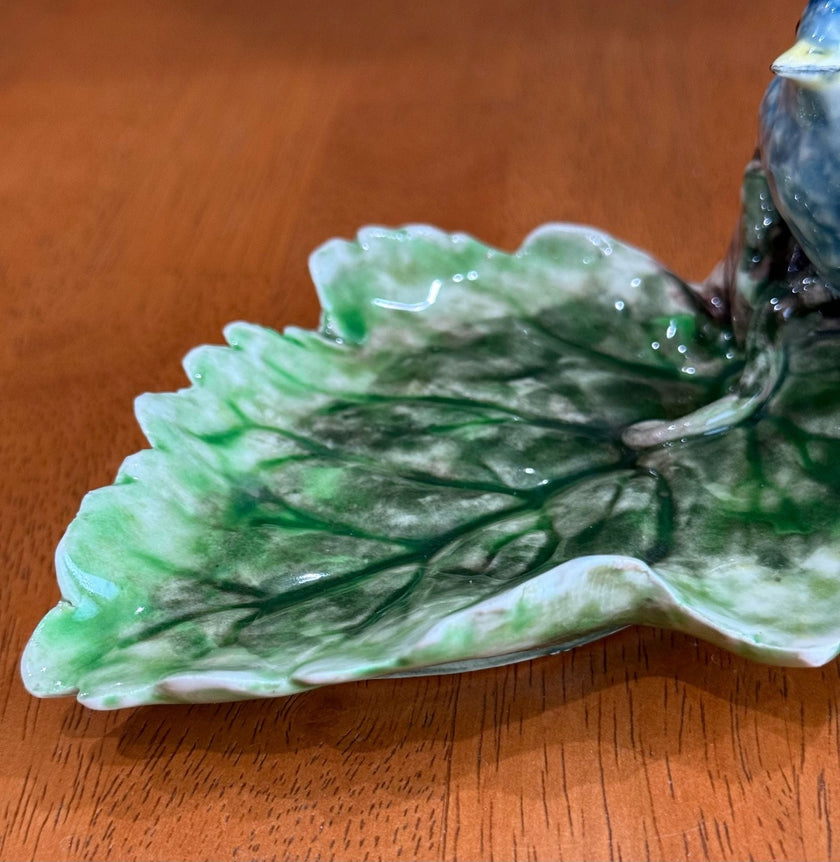 Vintage Freeman-Leidy Laguna Beach CA Majolica Green Leaf Trinket Dish Blue Bird