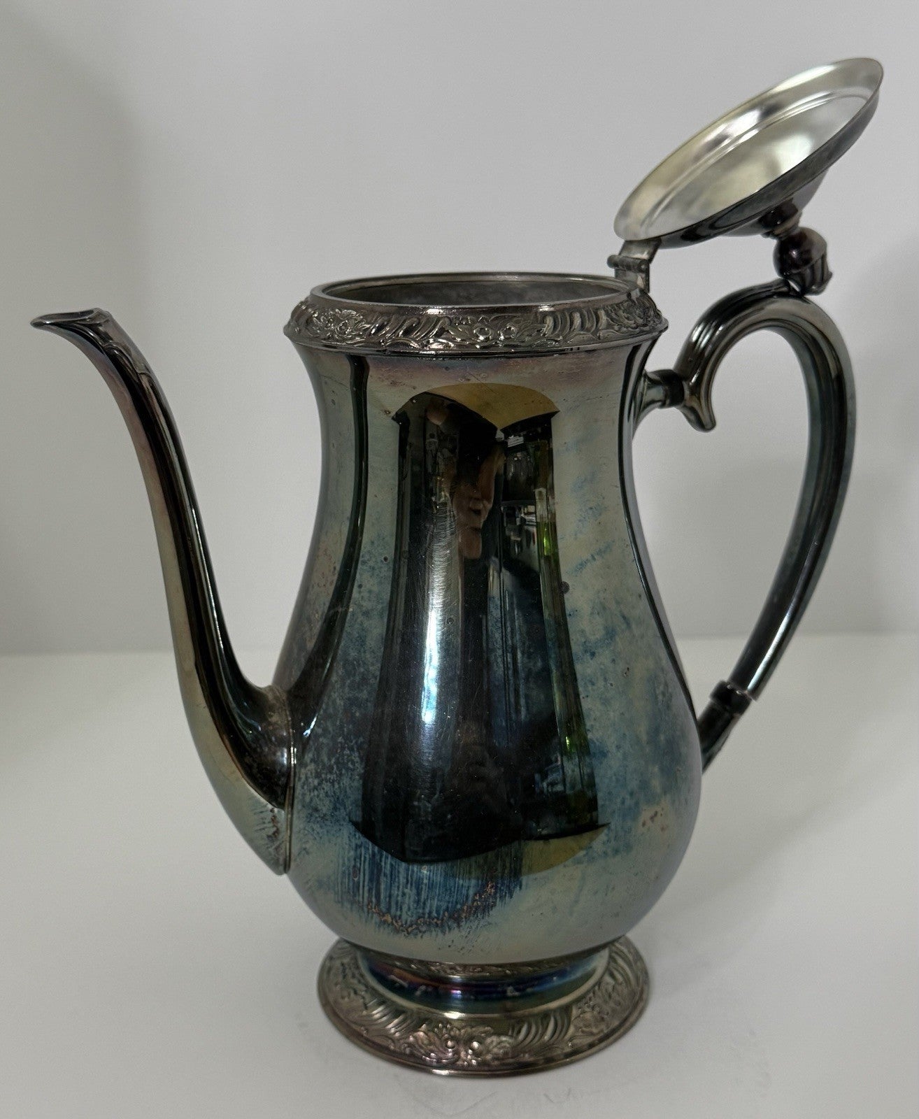 Vintage Henley Oneida Community LTD Silverplate Coffee Pot Queen Bess II