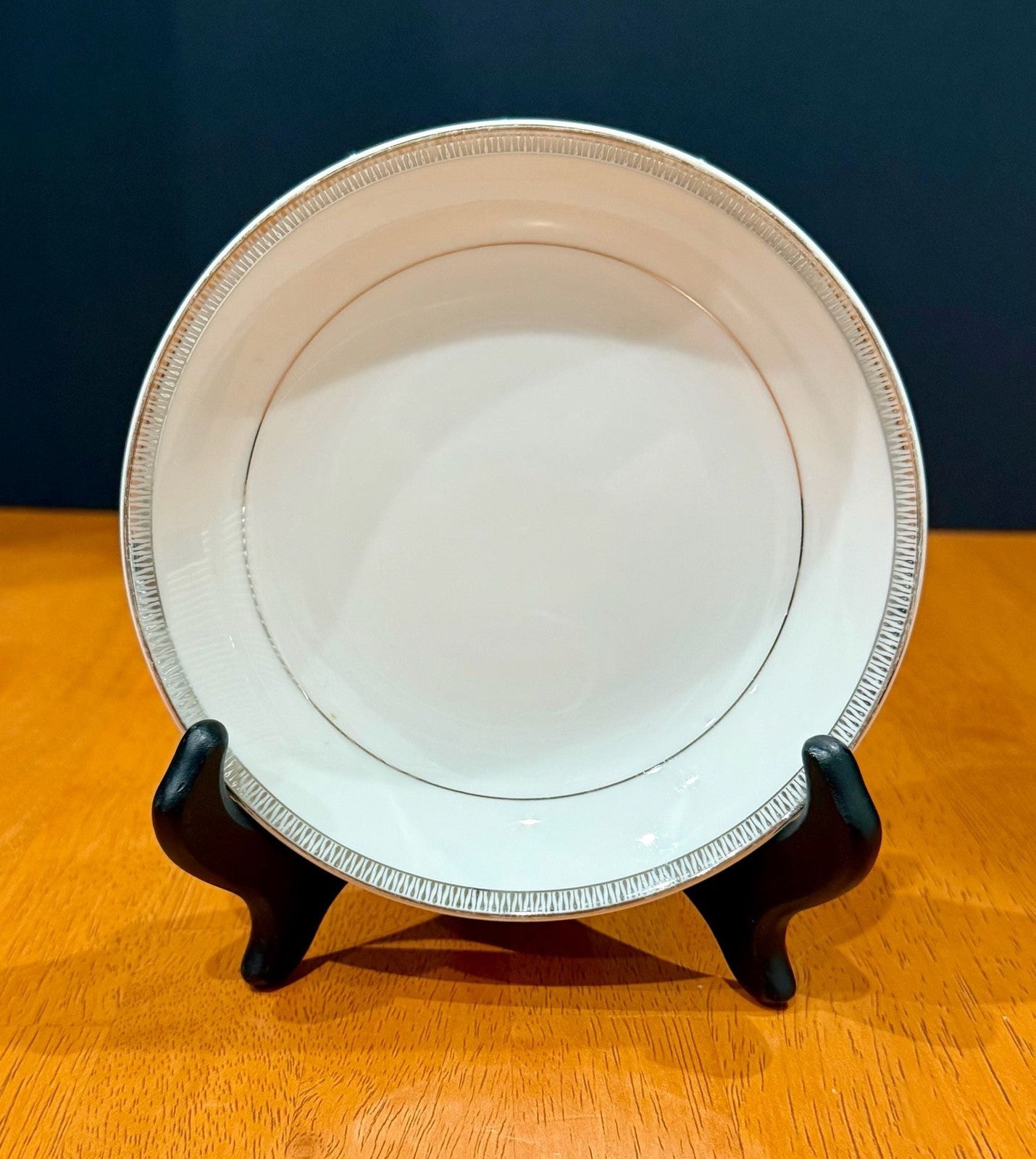 Vintage Mikasa Barclay Pattern 6-inch Coupe Dessert Bowl Fine China