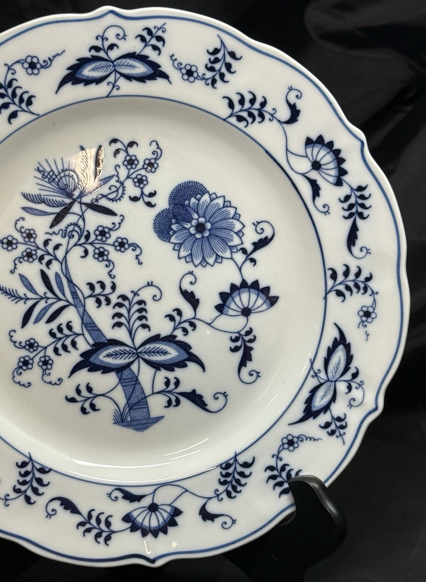 Vintage Blue Danube Blue Onion 10-1/4