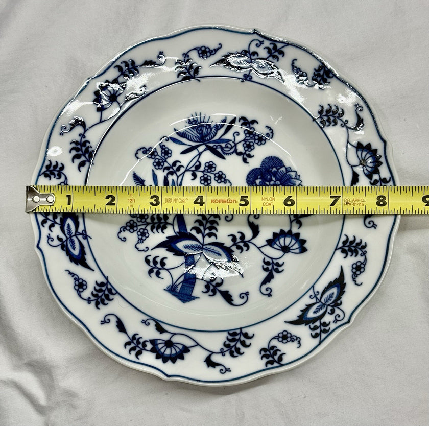 Vintage Blue Danube China Blue Onion Pattern Rimmed 8 1/4