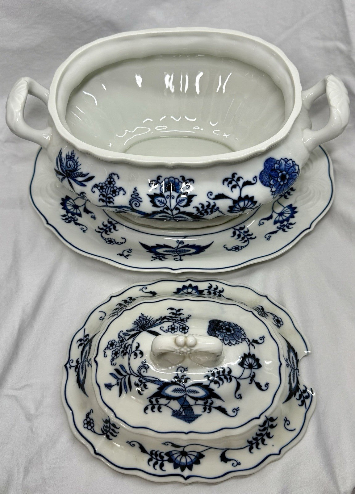 Vintage Blue Danube Oval Soup Tureen with Lid & Underplate Blue Onion Pattern