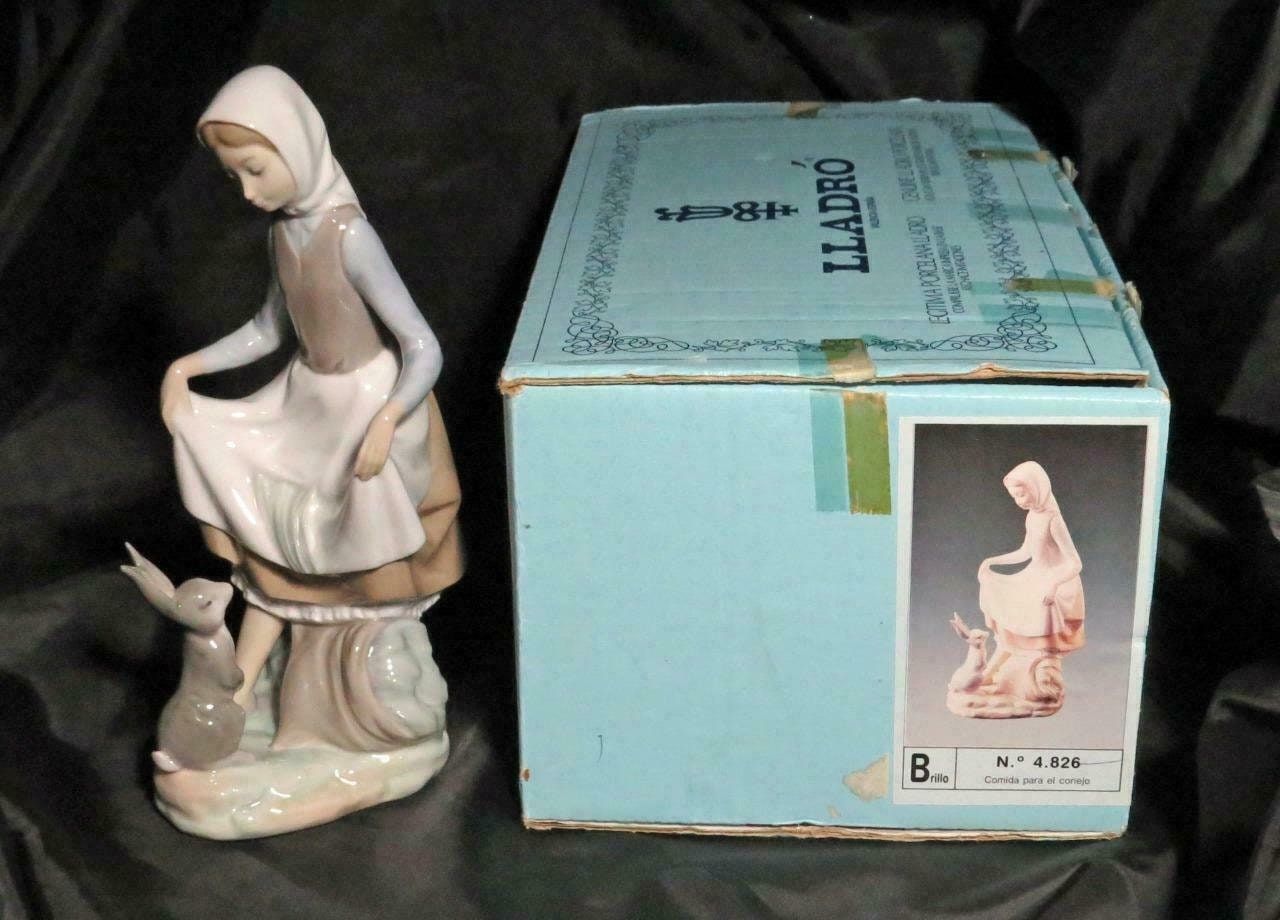 RETIRED LLADRÓ Rabbits Food #4826 Young Girl Bunny Figurine with Original Box