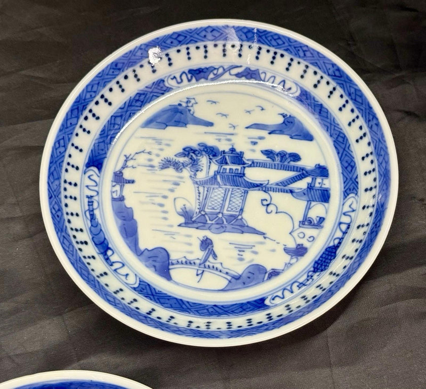 Antique Set Of 5 Chinese Export Canton Blue and White Plates 5.5” High Rim RARE!