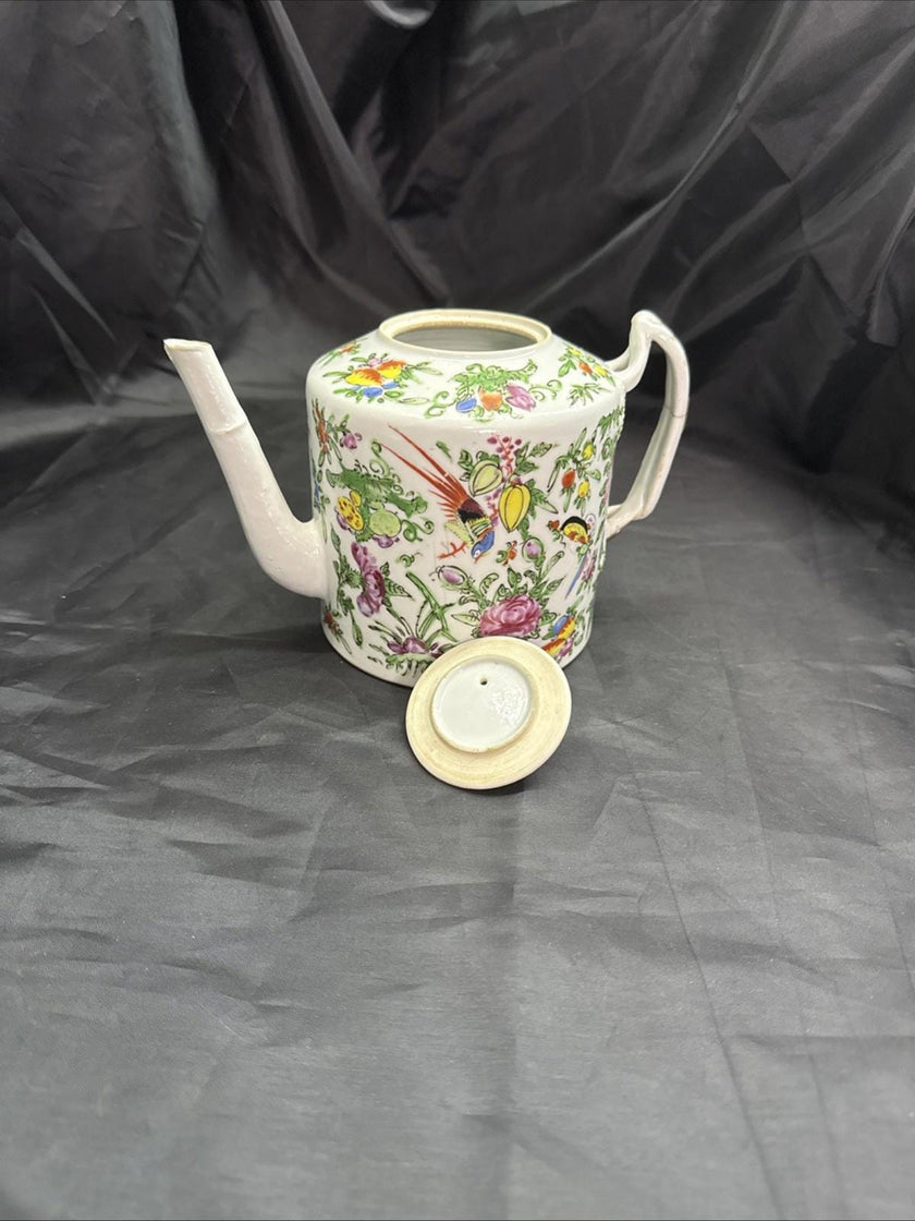 Antique Chinese Porcelain Teapot with Lid Cantonese Famile Rose 19th Century