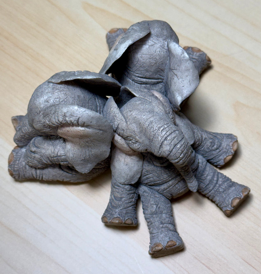 Tuskers 3 Baby Elephants Sleeping Figurine 91097 Slumberzzz Beauty Sleep