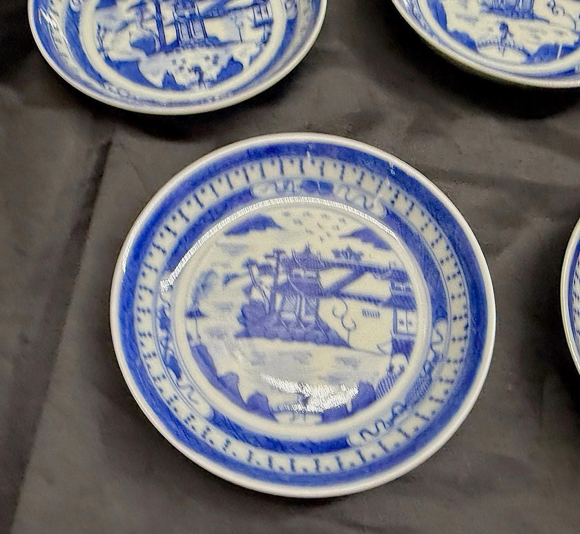 Antique Set Of 5 Chinese Export Canton Blue and White Plates 5.5” High Rim RARE!