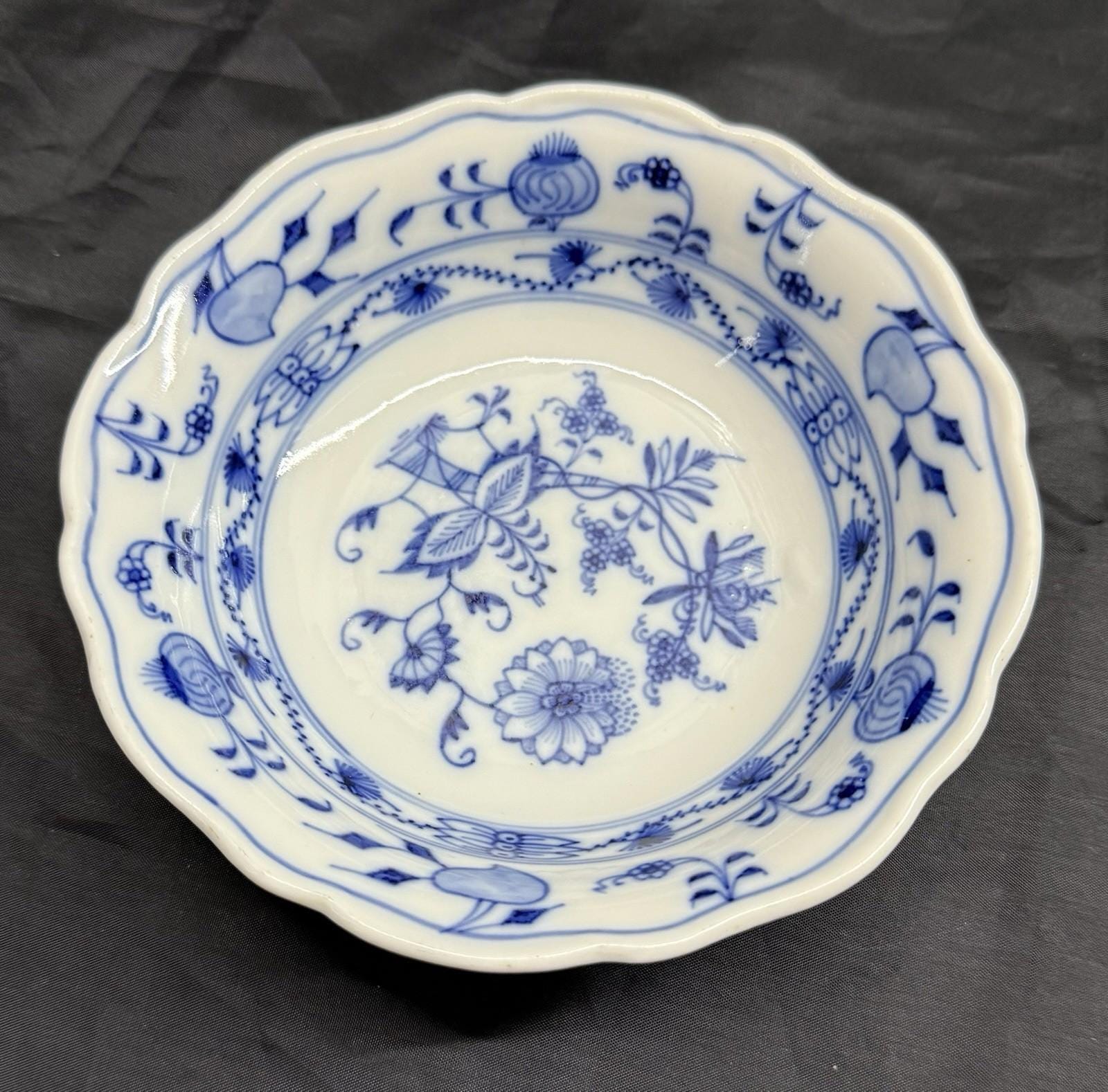 Antique Ernst Teichert Meissen Salad Bowl 5 3/4” Blue Onion Pattern Cereal Bowl