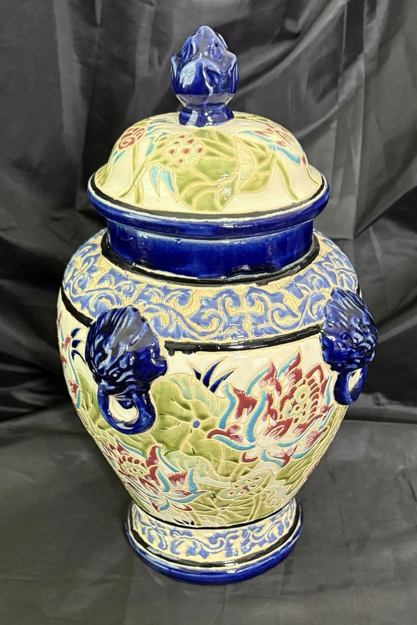 Vintage Majolica Pottery Lotus Flower Temple Ginger Jar 4 Lion Heads w/Lid Large