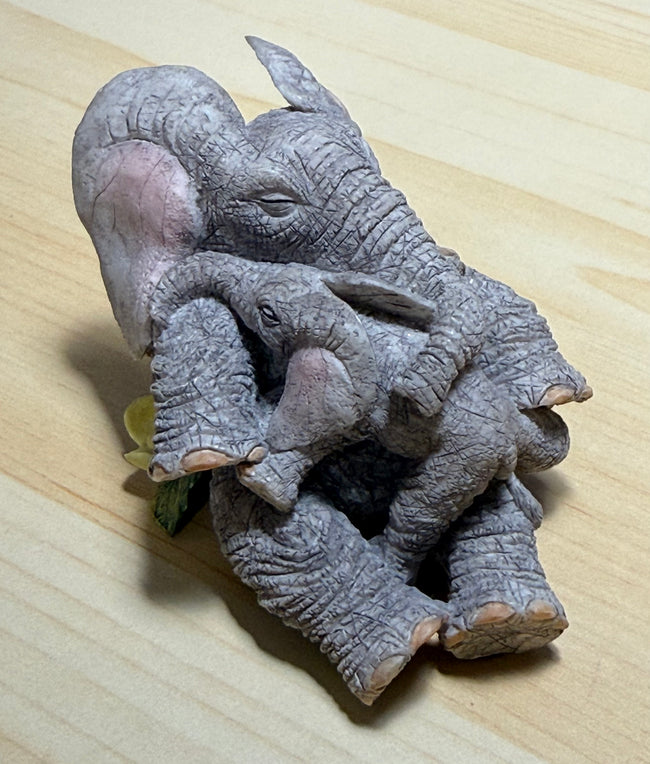 Tuskers 90797 Love is a Cuddle Hand Painted Elephant and Baby Figurine
