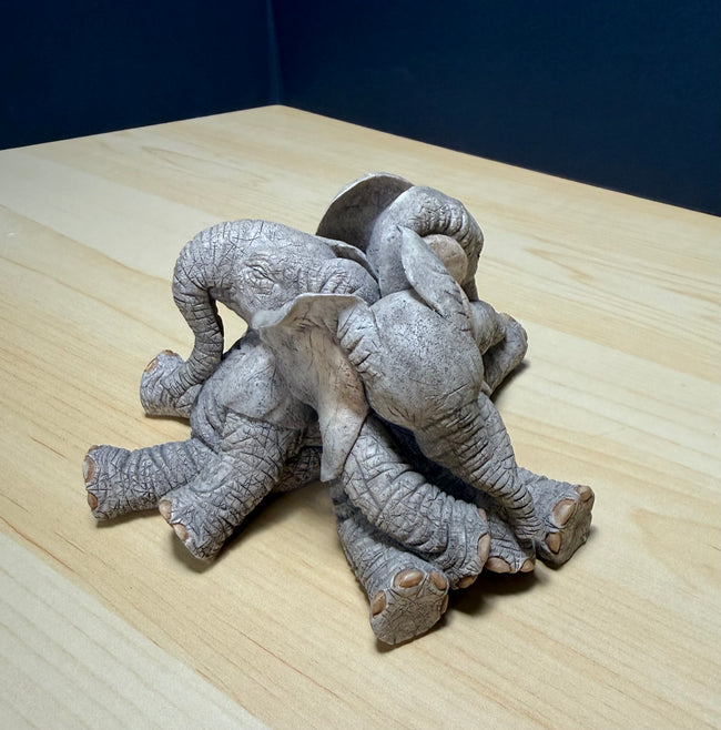 Tuskers 3 Baby Elephants Sleeping Figurine 91097 Slumberzzz Beauty Sleep