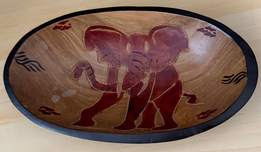 Vintage Hand Carved African Rosewood Oval Elephant Bowl 8” Long