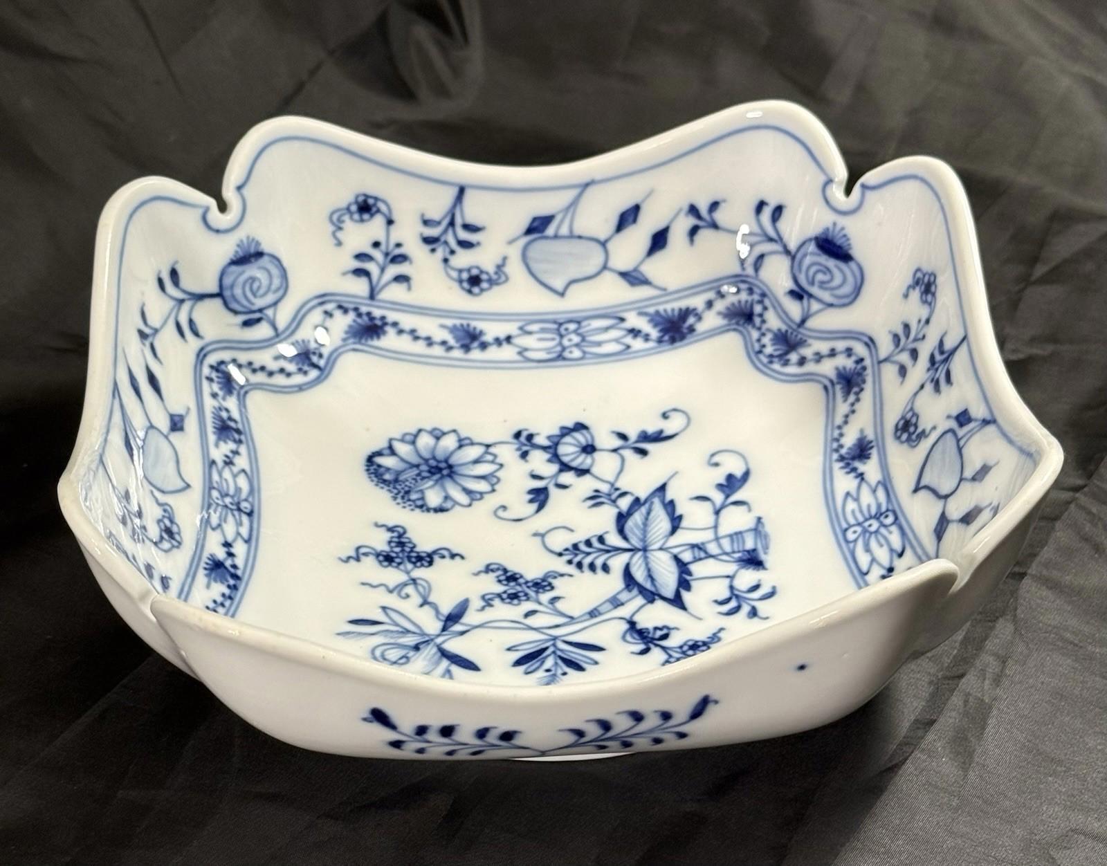 Antique Carl Teichert Meissen Blue Onion Porcelain Bowl 9” Circa 1882-1929 RARE!