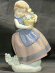 RETIRED LLADRÓ Spring is Here 5223 Young Girl With Flower Pot with Original Box