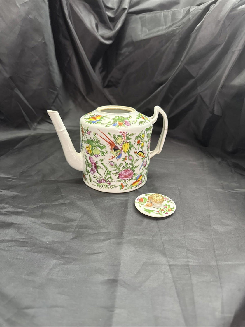 Antique Chinese Porcelain Teapot with Lid Cantonese Famile Rose 19th Century