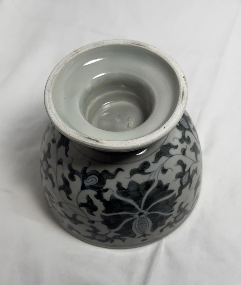 Ming Style Chinese Blue and White Porcelain Footed Bowl Stylized Lotus Design