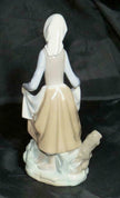 RETIRED LLADRÓ Rabbits Food #4826 Young Girl Bunny Figurine with Original Box